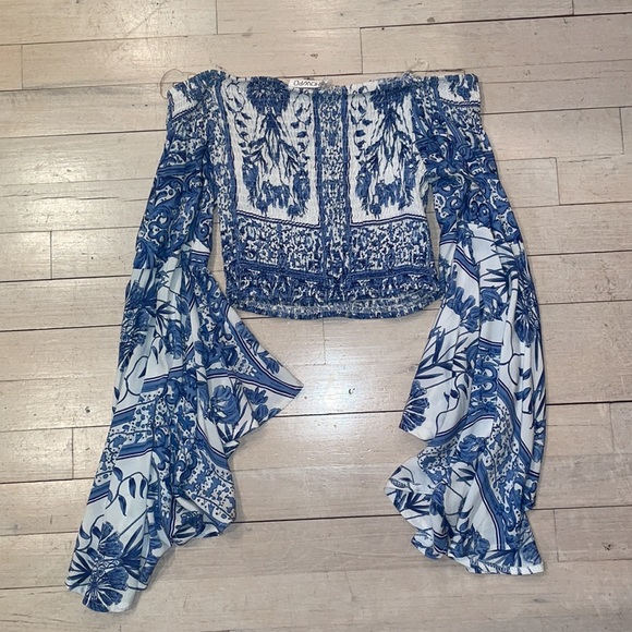 Showpo off-the-shoulder top w flared sleeves - Picture 2 of 3